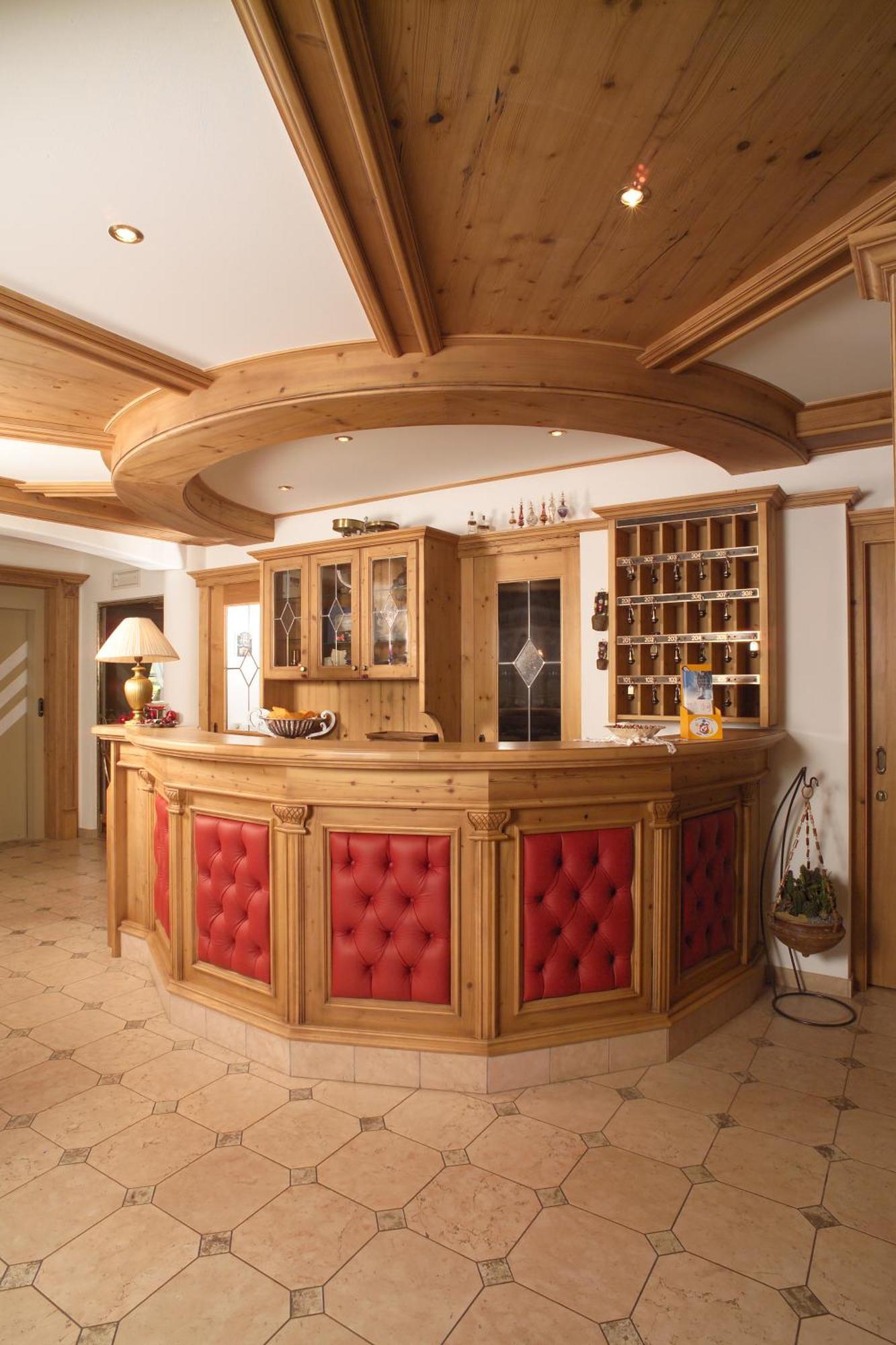 Hotel Flora Selva di Val Gardena Extérieur photo